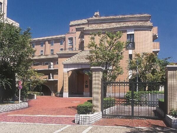 介護付き有料老人ホーム フィレンツェライフ青山（コンシェルジュ/パート）の介護職求人の写真