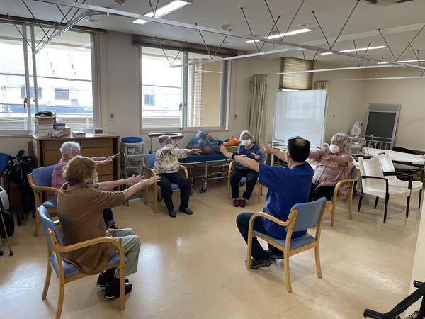 慶生会リハbyデイ舎利寺（パート）の准看護師求人メイン写真2