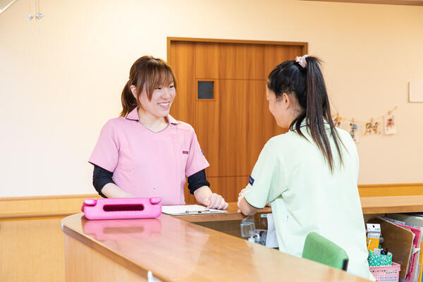 介護付有料老人ホーム八幡の郷（パート）の介護職求人メイン写真3