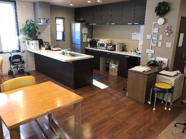 看護小規模多機能型居宅介護 わこう翔裕館（常勤）の准看護師求人メイン写真3