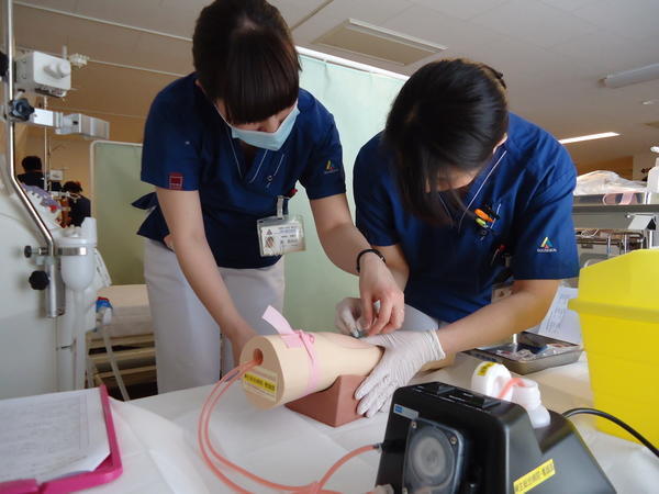 麻生総合病院（手術室/常勤）の看護師求人サブ写真1