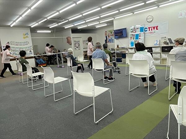 ミック健康の森 園生町（生活相談員兼介護職/常勤）の社会福祉主事任用求人メイン写真2