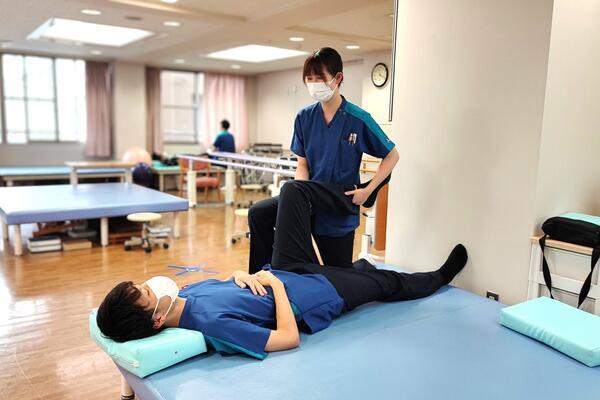 さがみリハビリテーション病院（常勤）の言語聴覚士求人メイン写真2