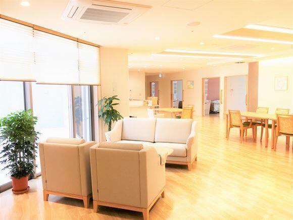 特別養護老人ホーム ラスール泉（生活相談員/常勤）の社会福祉士求人メイン写真4