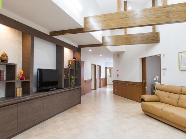 住宅型有料老人ホーム ひだまり（パート）の介護職求人メイン写真2