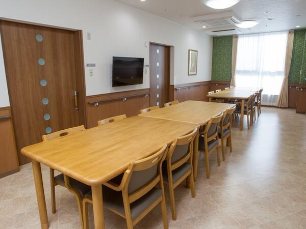 住宅型有料老人ホーム ひだまり（パート）の介護職求人メイン写真5