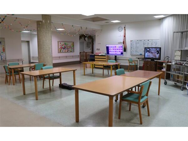 特別養護老人ホーム 鶴寿荘（日勤のみ/常勤） の介護福祉士求人メイン写真3