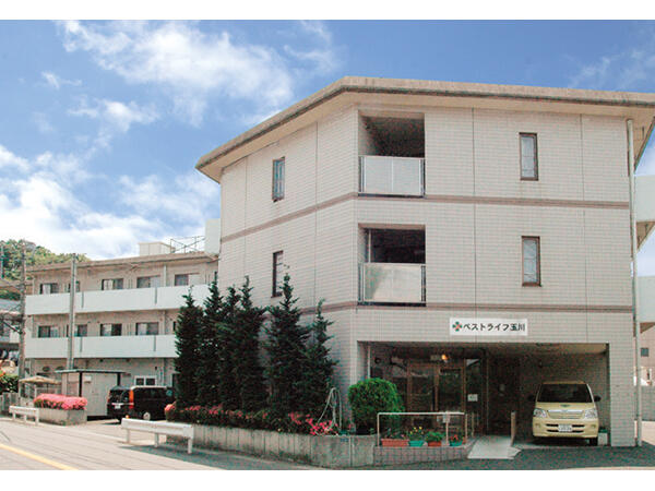 ベストライフ玉川（正社員）の准看護師求人の写真