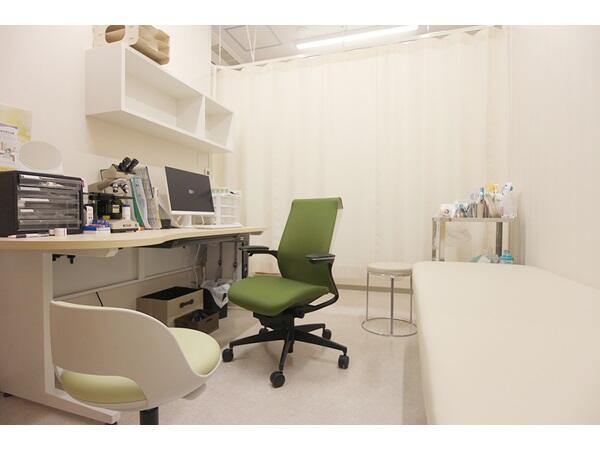 はやし皮フ科クリニック（パート）の看護師求人メイン写真3