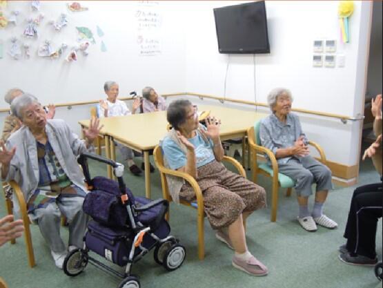 サービス付き高齢者向け住宅　あっぱれ常滑（夜勤専従パート）の介護職求人メイン写真2