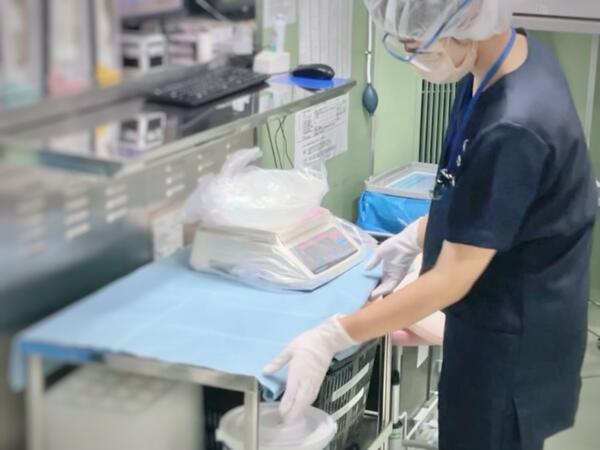 信州大学医学部附属病院(院内環境整備スタッフ/平日のみ)の清掃員求人サブ写真2