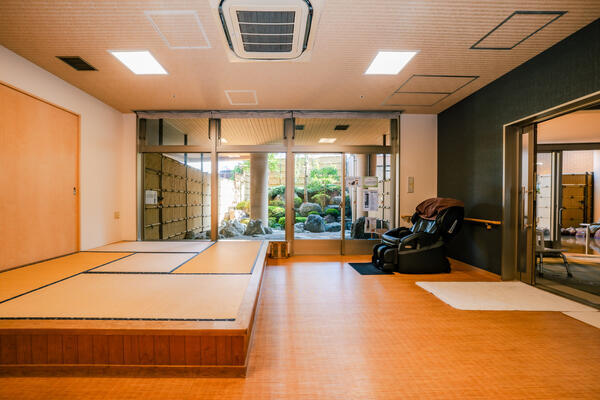 有料老人ホーム　蓮田オークプラザ 駅前温泉館（夜勤専従/パート）の介護職求人サブ写真3