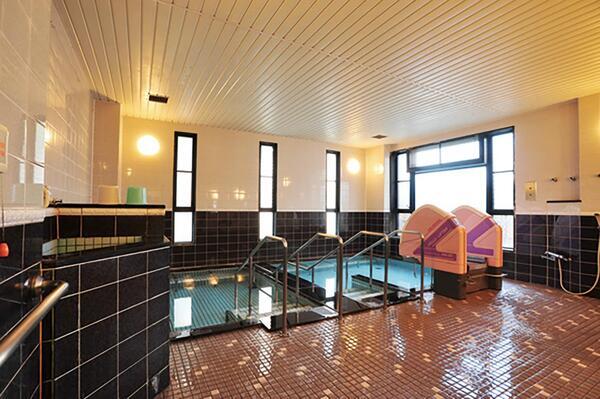 介護老人保健施設 あかしあ（夜勤専従/パート）の介護職求人メイン写真5