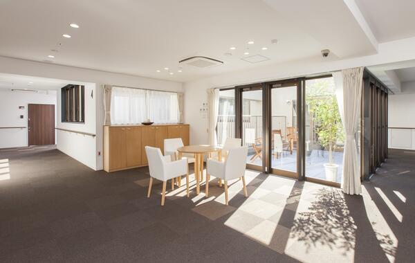 介護付有料老人ホーム ドーミー中野江古田（パート）の介護職求人メイン写真4