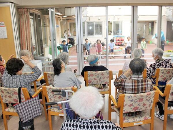 デイサービスつるとかめ（パート）の介護職求人メイン写真2