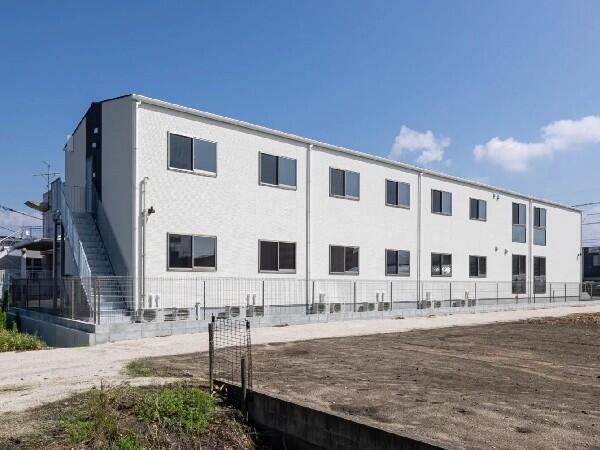 日中支援型障がい者グループホーム YOKATOKO麦野(常勤)の支援員求人の写真