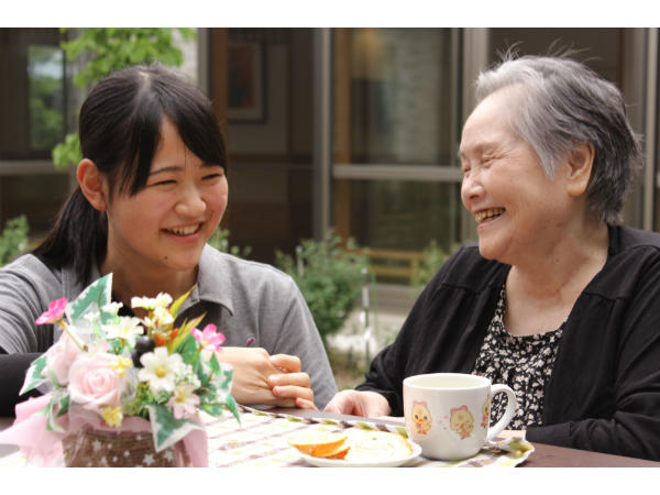 石野の里地域包括支援センター（常勤）の社会福祉士求人メイン写真2