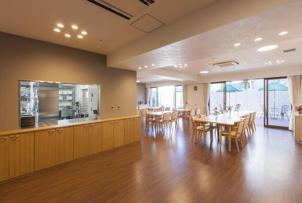 介護付有料老人ホーム ドーミー中野江古田（パート）の介護職求人メイン写真2