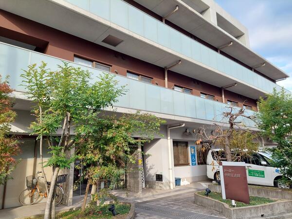 介護付有料老人ホーム ドーミー中野江古田（パート）の介護職求人の写真