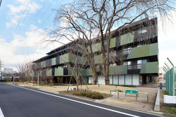 特別養護老人ホーム花子（パート）の介護福祉士求人メイン写真2