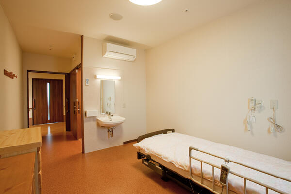 介護付有料老人ホーム カルム皆生（パート）の介護福祉士求人メイン写真3