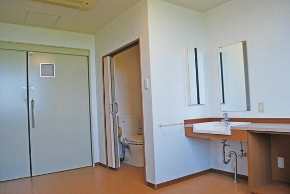 住宅型有料老人ホーム ライフ・アート大垣（常勤）の介護職求人メイン写真3