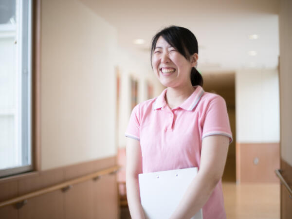 救護施設フローラ（支援員/常勤）の社会福祉士求人メイン写真1