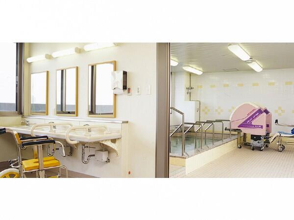 介護老人保健施設えきさい大阪（常勤）の准看護師求人メイン写真5