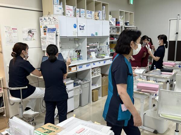 あずまリウマチ・内科クリニック（常勤）の看護師求人メイン写真2