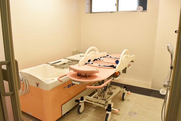 リハビリ・ナーシングホーム　ナッセケアベイス宝塚（常勤）の介護職求人メイン写真5