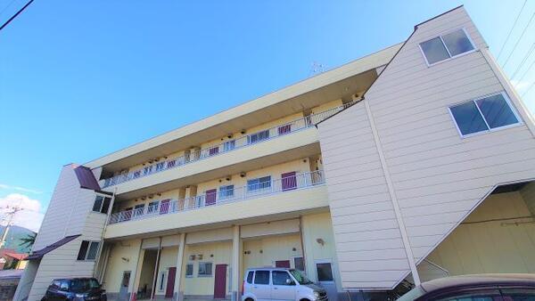 特別養護老人ホーム 咲楽の里(常勤)の介護福祉士求人サブ写真1