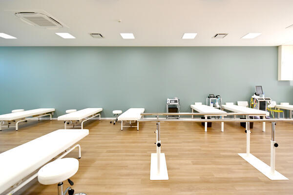 松戸常盤平いいだ整形外科 運動器リハビリテーションクリニック（常勤）の理学療法士求人メイン写真3