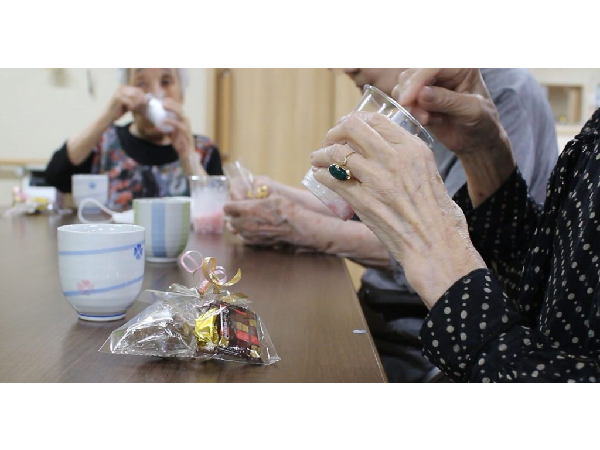 住宅型有料老人ホーム　はなみずき（常勤）の介護福祉士求人メイン写真2