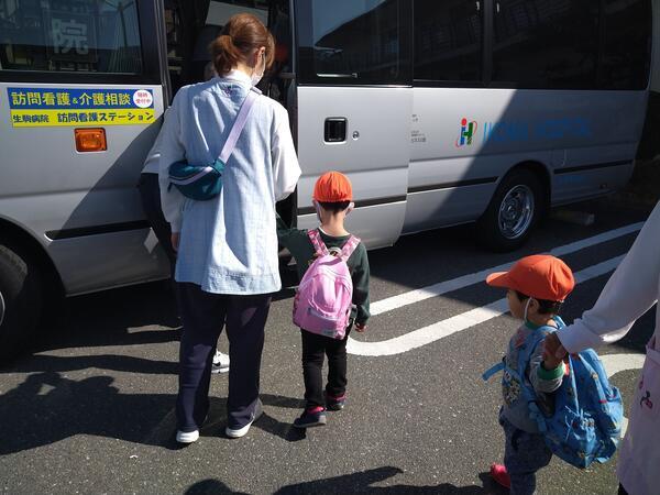 生駒病院　院内保育所（常勤）の保育士求人メイン写真4