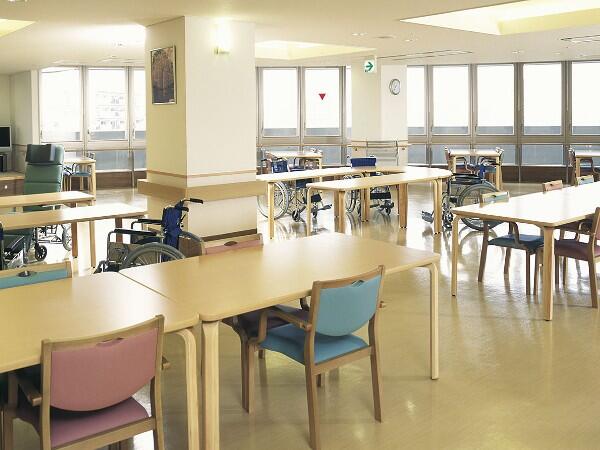 介護老人保健施設えきさい大阪（常勤）の看護師求人メイン写真3