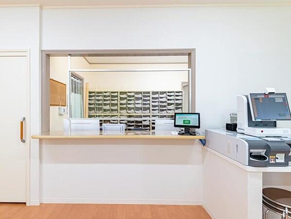 はやかわ内科医院（契約社員）の医療事務求人メイン写真2