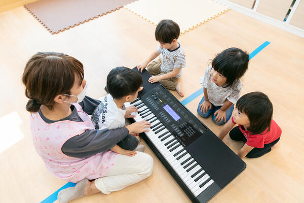 ピノキオ幼児舎 和田保育園（パート）の保育士求人メイン写真2