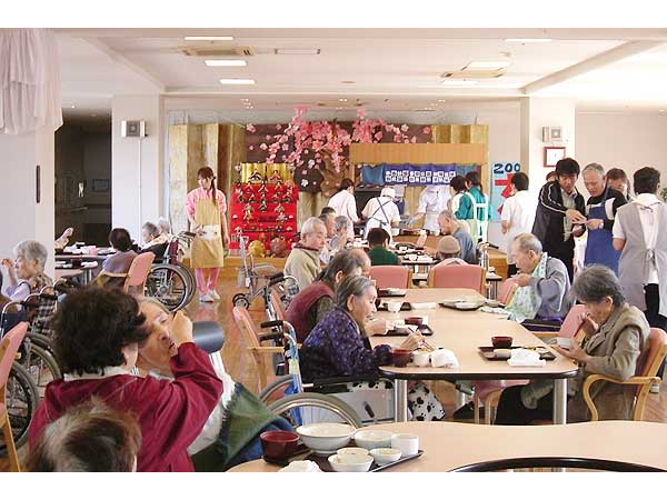 特別養護老人ホーム 小郡・山手一番館（常勤） の介護福祉士求人メイン写真3