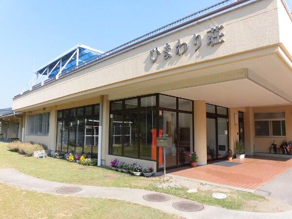 特別養護老人ホーム ひまわり荘（夜勤パート）の介護職求人の写真