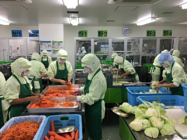 鮫川村学校給食センター（洗浄スタッフ/パート）の調理補助求人メイン写真2