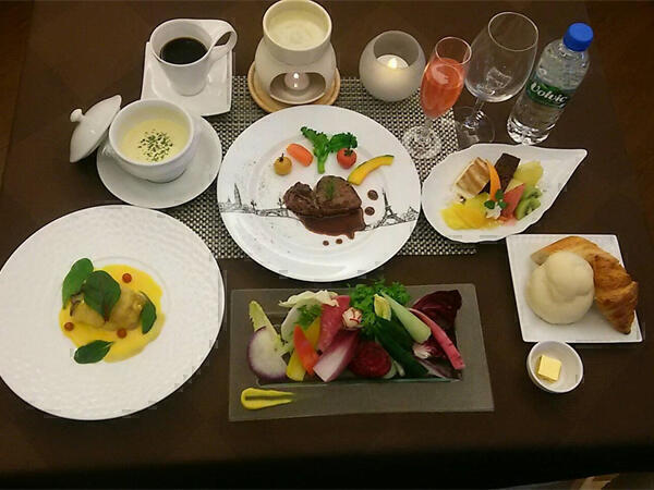 (株)クックサービス 名古屋本社（厨房/正社員）の調理師/調理員求人メイン写真3