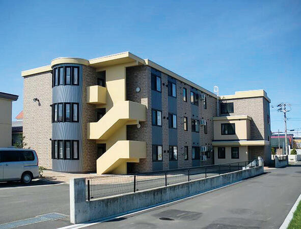 愛の家グループホーム 帯広西11条（正社員）の介護福祉士求人メイン写真2