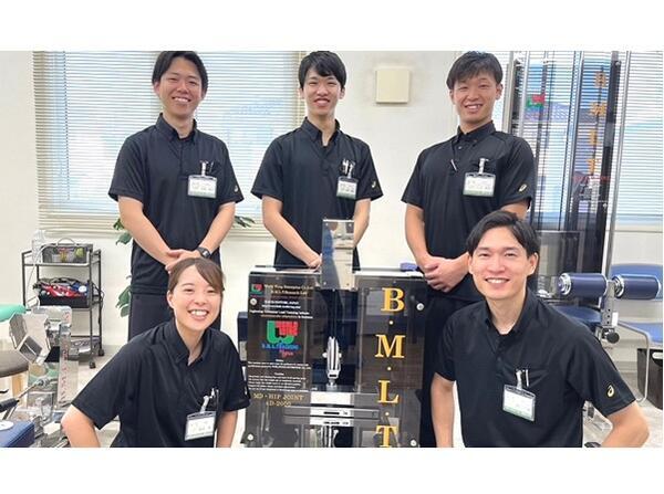 ひがしリハビリテーション・整形クリニック（常勤）の医療事務求人メイン写真2