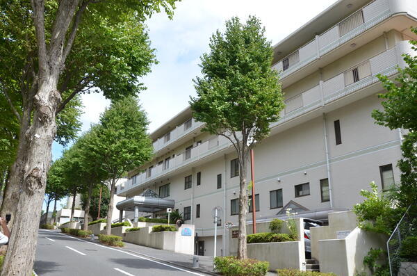 ショートステイ 花の生活館（パート）の介護職求人の写真