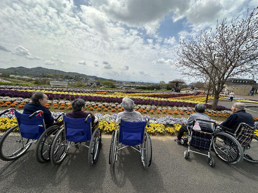 特別養護老人ホーム 愛の里にった（常勤）の介護福祉士求人の写真