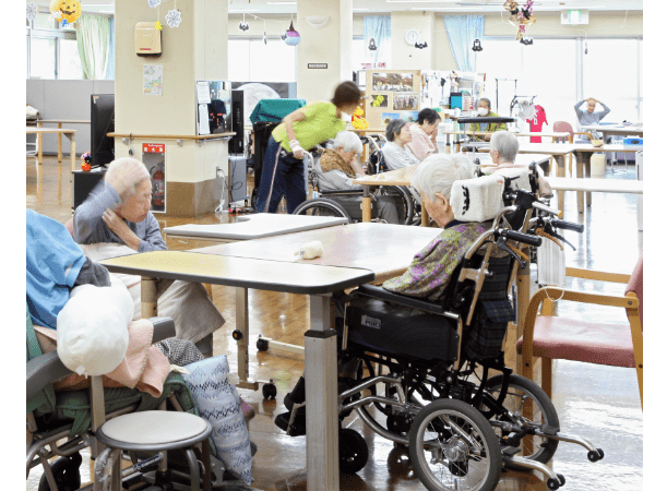 在宅介護支援センター誠心園（常勤）のケアマネジャー求人メイン写真2