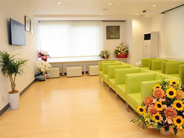 すみとも内分泌クリニック（処置室 / パート）の看護師求人メイン写真2