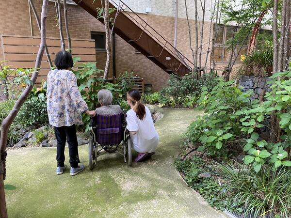 ふれ愛の館しおん 地域密着型特別養護老人ホーム（パート）の介護職求人の写真