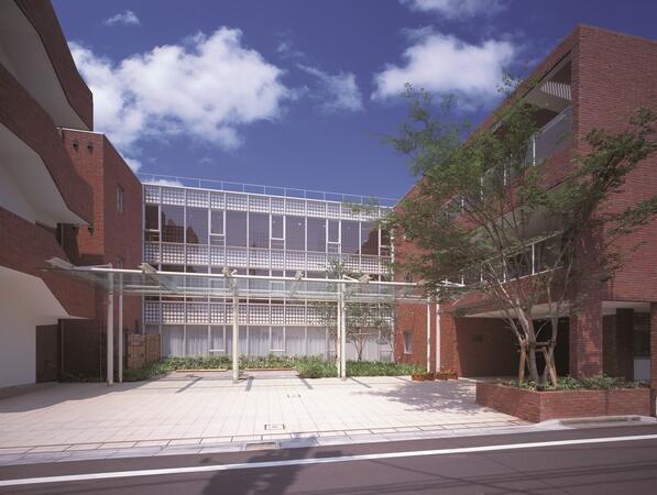 アライブ世田谷下馬（入浴介助スタッフ/嘱託契約）の介護福祉士求人の写真