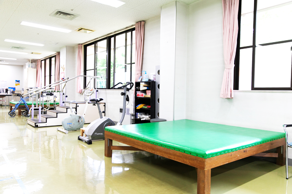 介護老人保健施設 あじさいの郷（常勤）の理学療法士求人メイン写真2